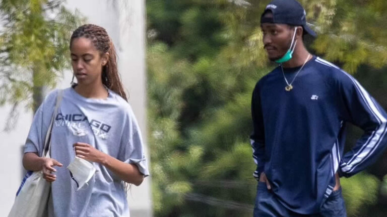 malia obama clifton powell jr walk
