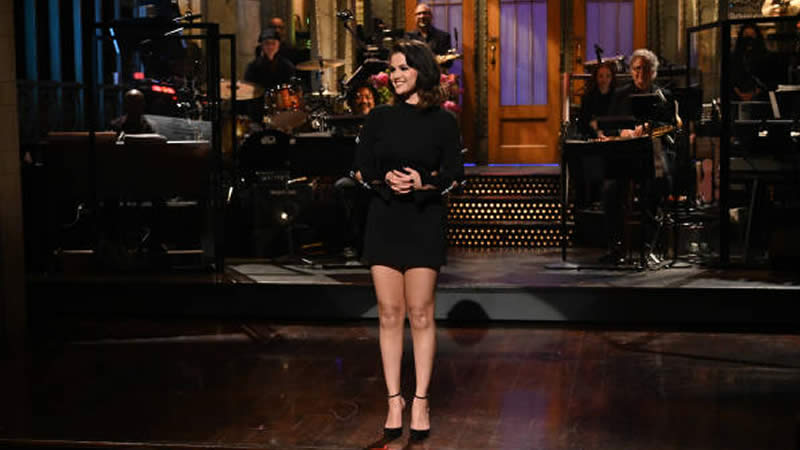 Selena Gomez Reveals Surprising Details About Her Relationship with Benny Blanco