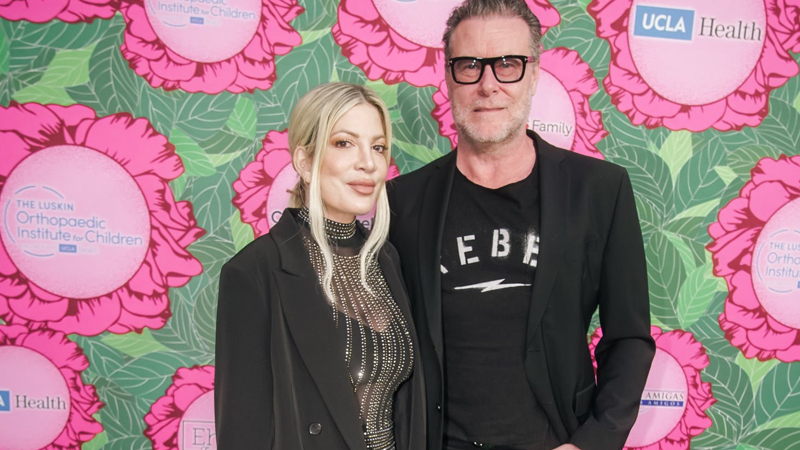 Tori Spelling And Dean McDermott Finalize Divorce After Seventeen-Year Marriage Ends