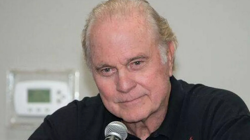 Buck Rogers Actor Gil Gerard Dies Aged 82